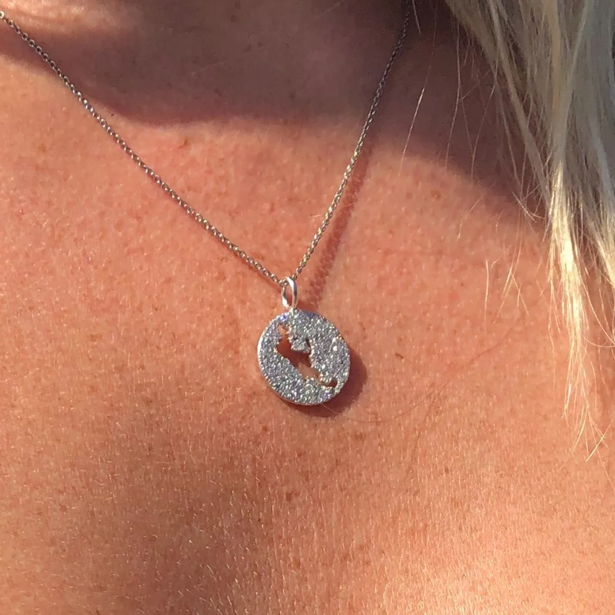 DIAMOND PAVÉ MUSKOKA LAKES NECKLACE CHARM