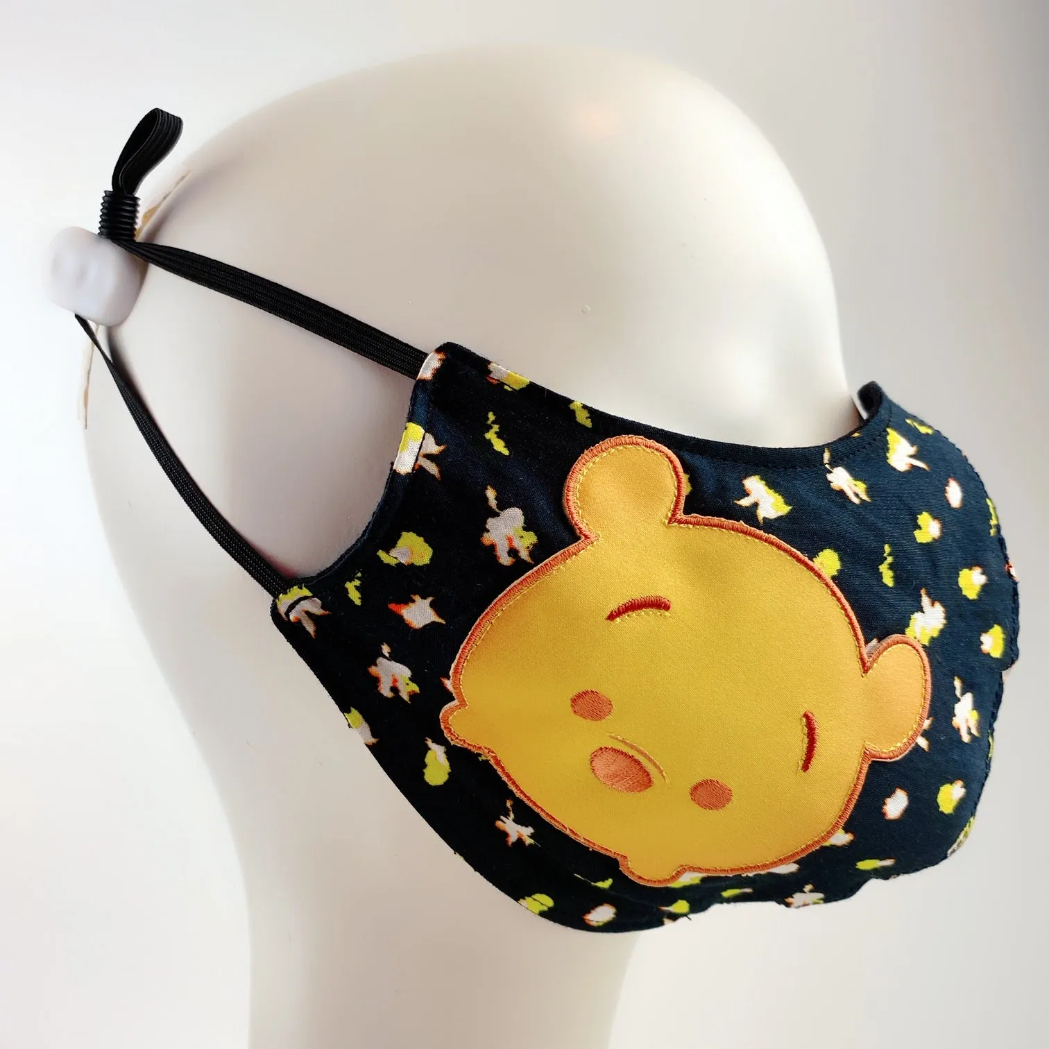 Face Mask 4 Protect Disney Tsum Tsum Pooh on Flower