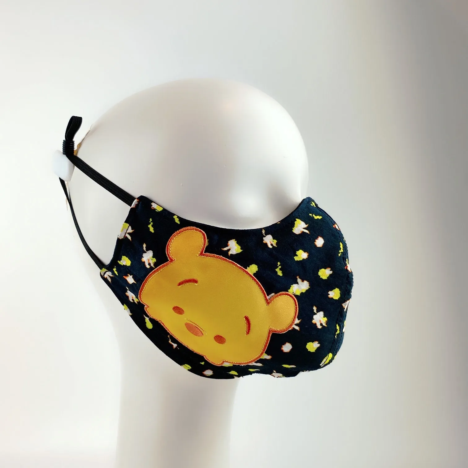 Face Mask 4 Protect Disney Tsum Tsum Pooh on Flower