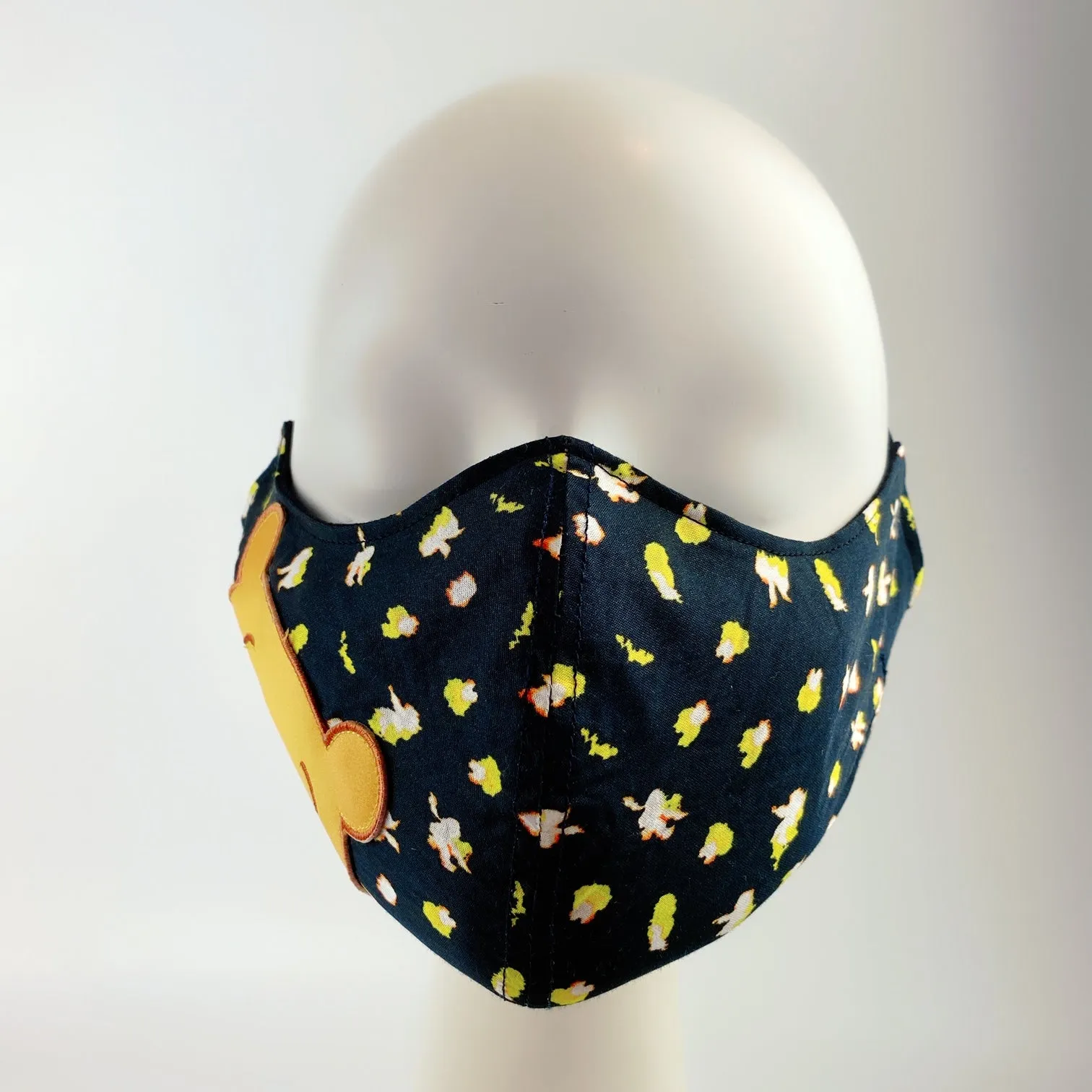 Face Mask 4 Protect Disney Tsum Tsum Pooh on Flower