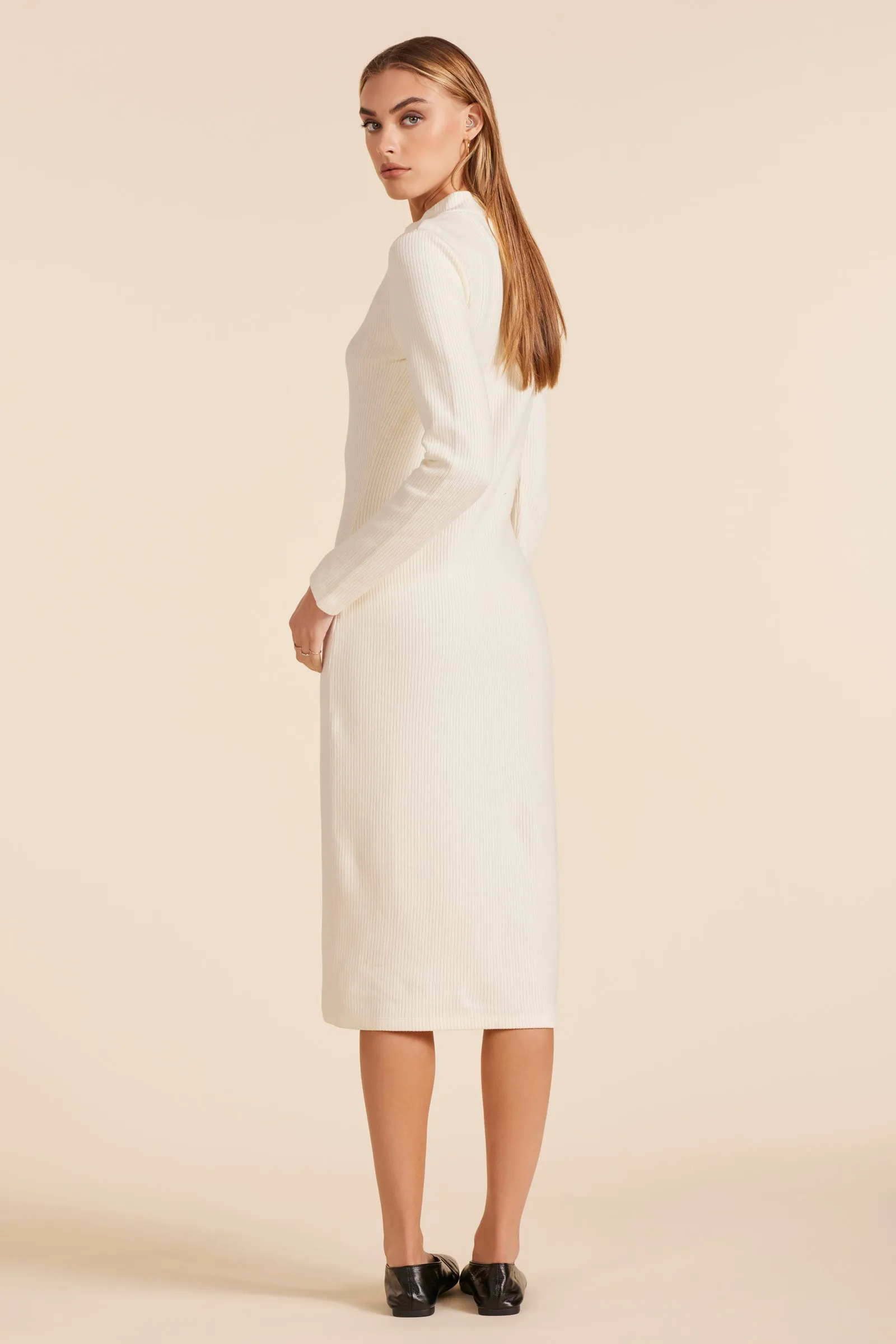 FITTED LONG SLEEVE MIDI DRESS