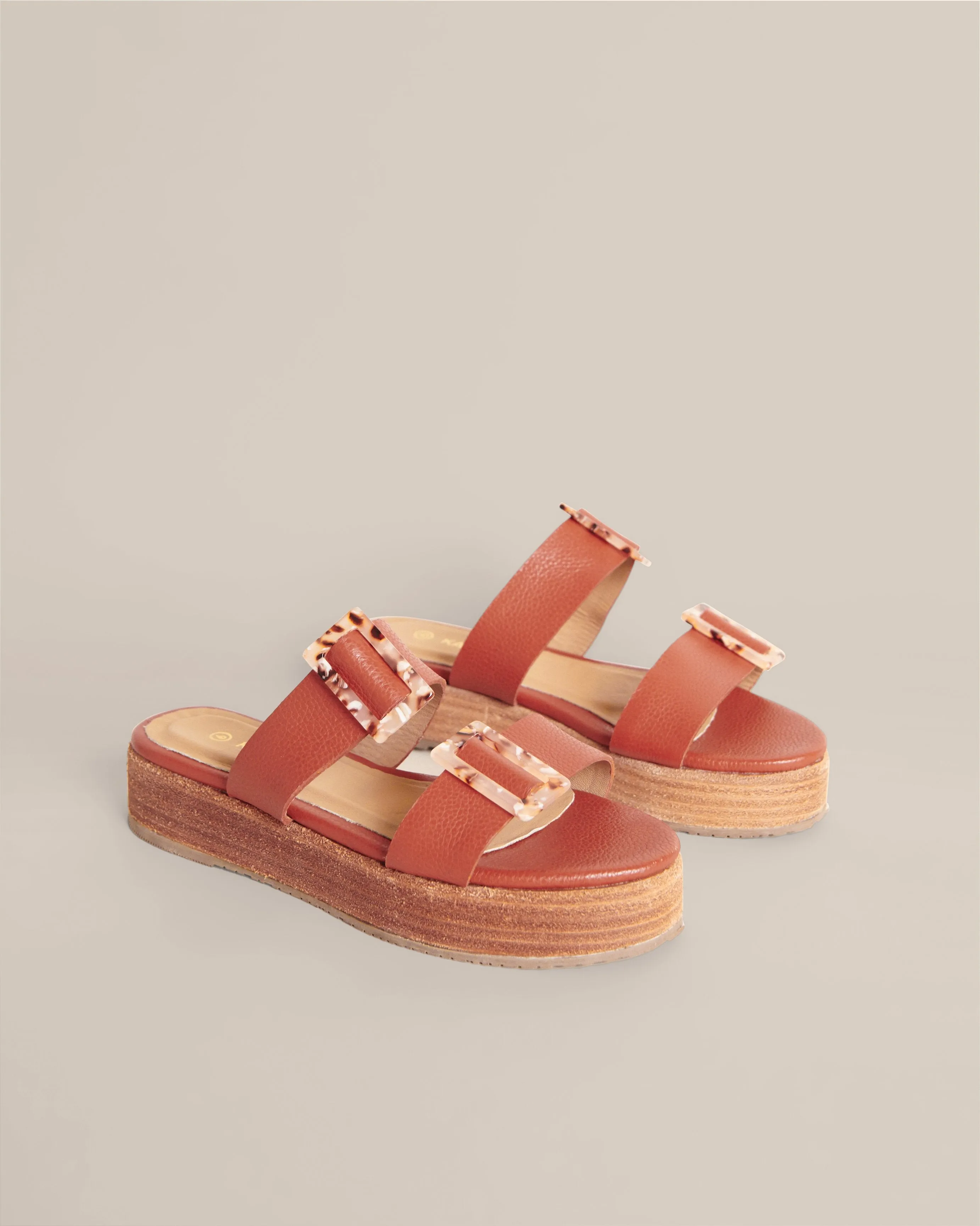 Gozo Two-Band Buckle Flatform