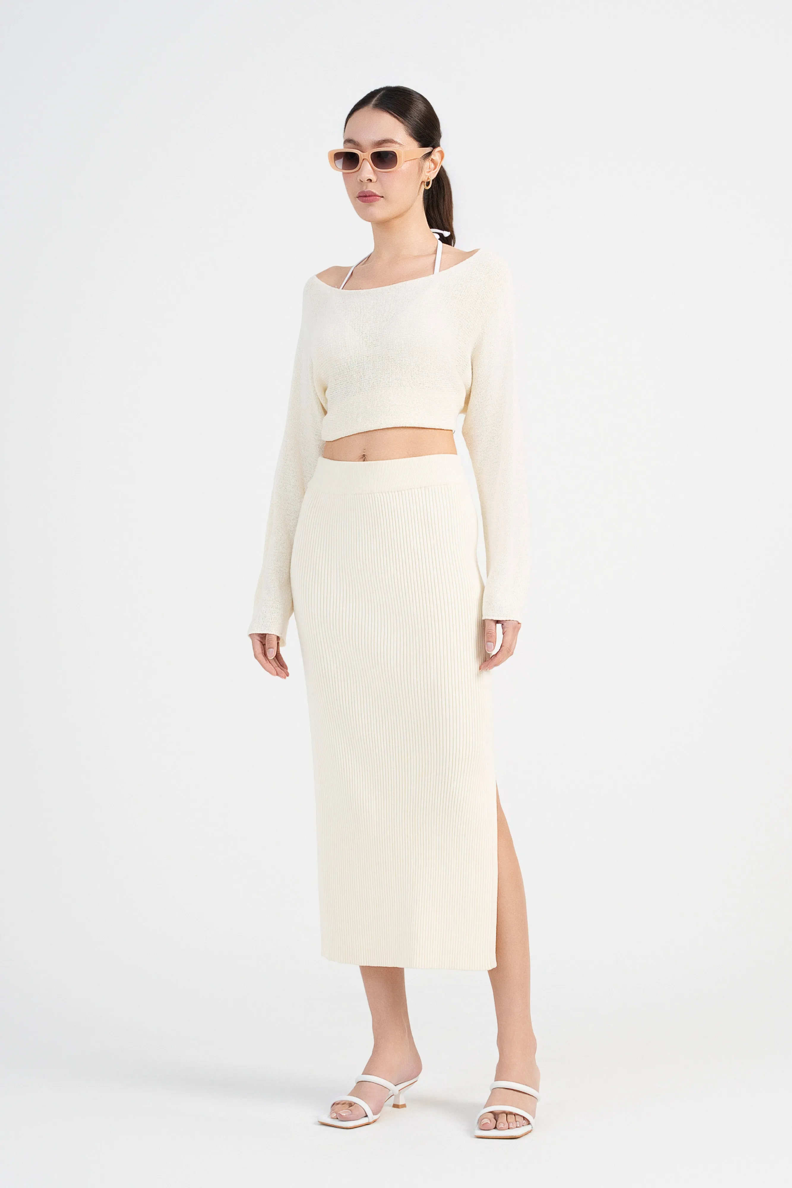 Kendall Off Shoulder Sweater in Cream Beige