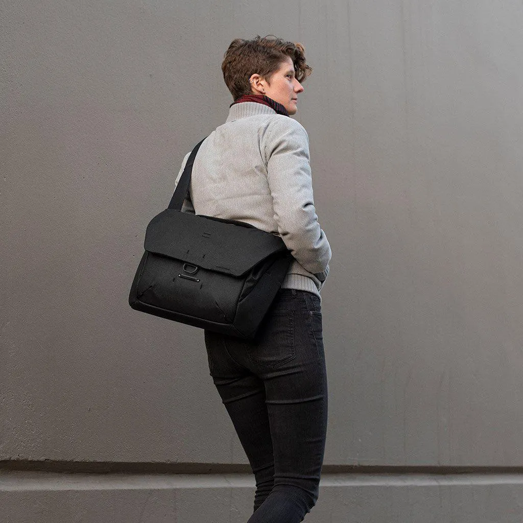 Peak Design Everyday Messenger v2