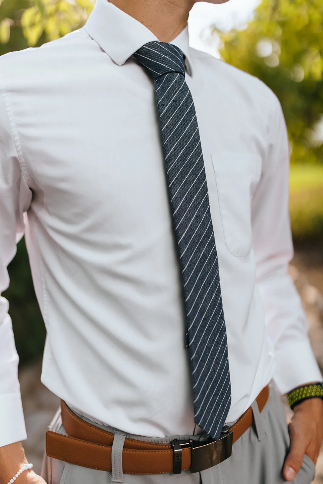 R&B Dark Blue Tie w/ Small White Twill