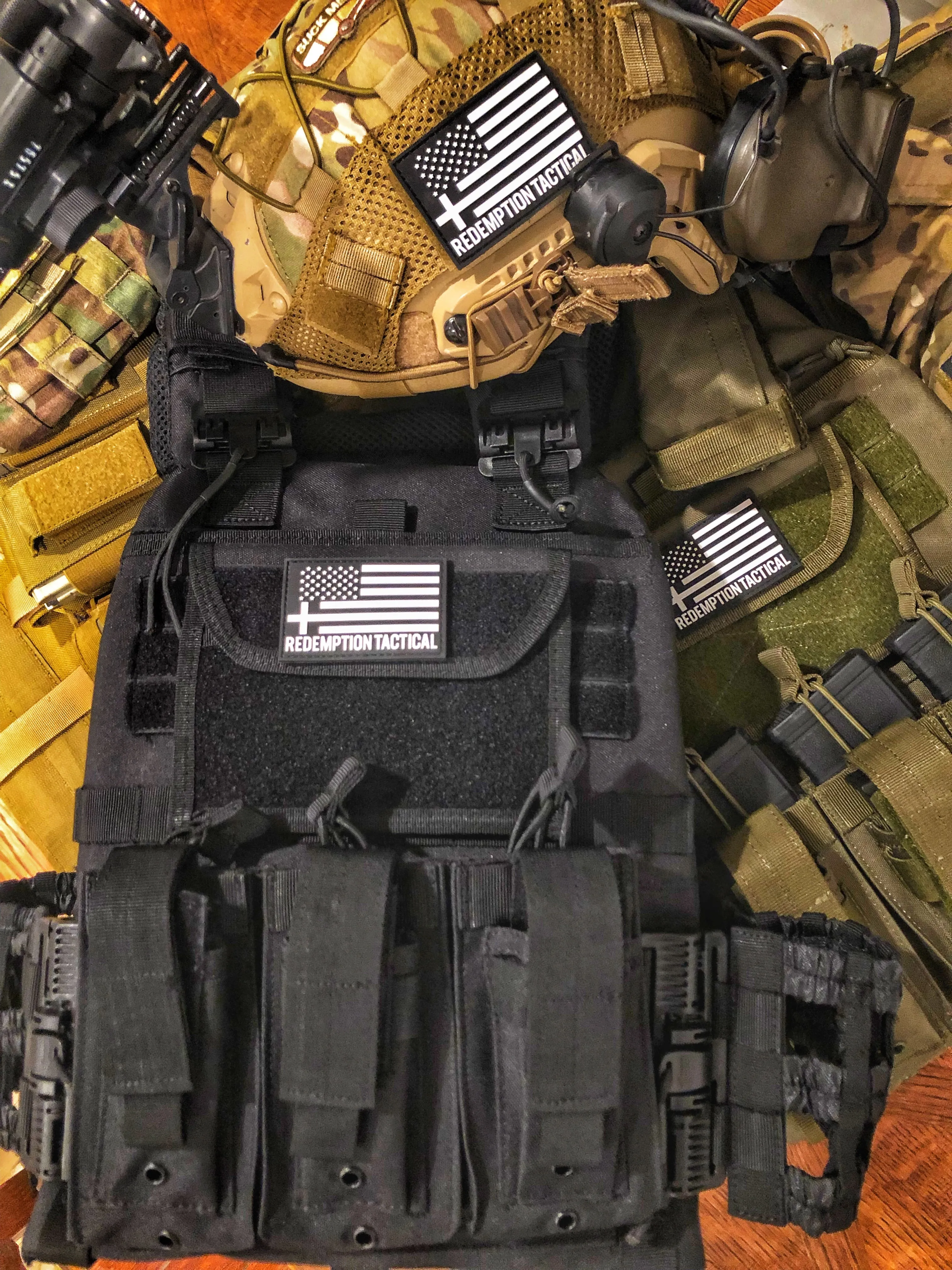 REDEMPTION TACTICAL “RAMBO 2.0“ Quick Release Plate Carrier Vest with TRIPLE MAG pouch