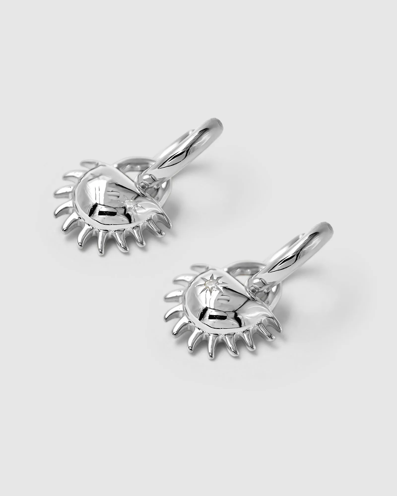 Solida Charm Earrings Clear